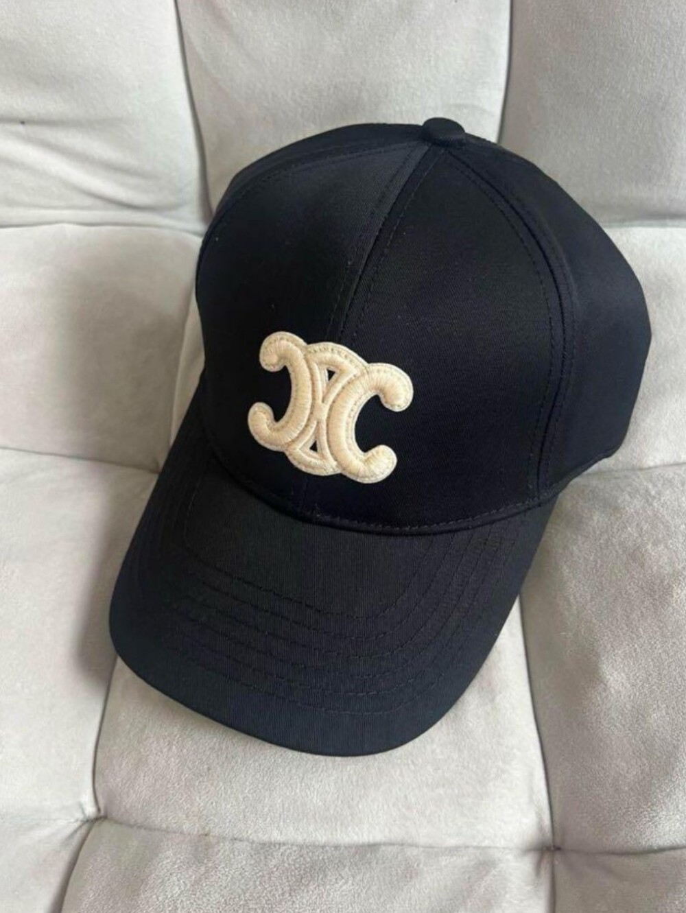Black Celina hat